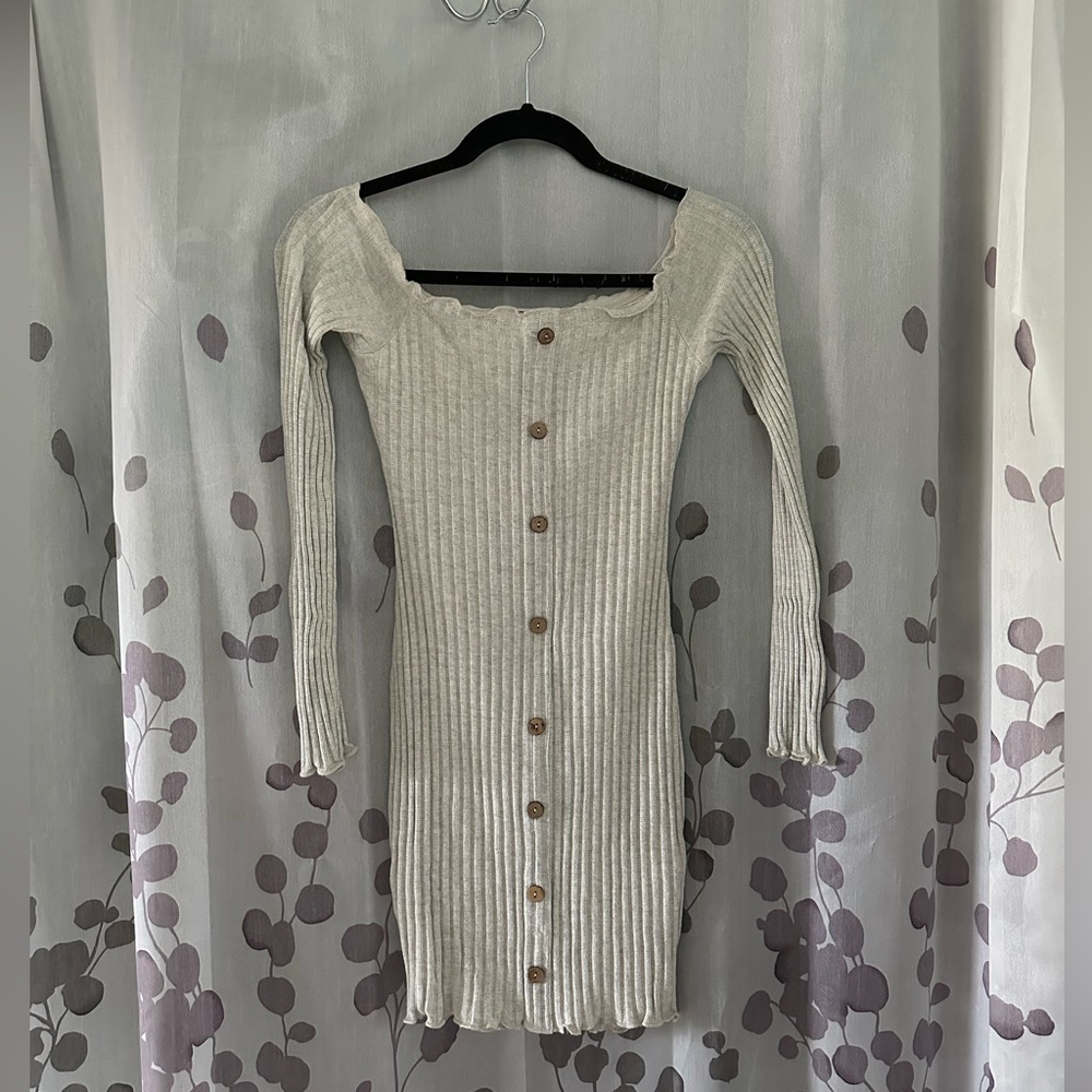 Cream Color Ribbed Knit Long Sleeve Dress